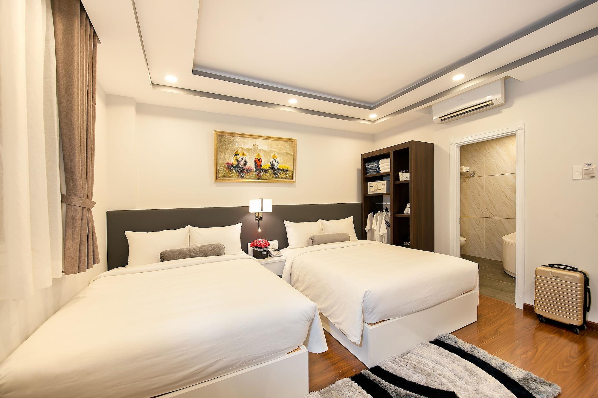 Khách sạn Adora Hồ Chí Minh 4*